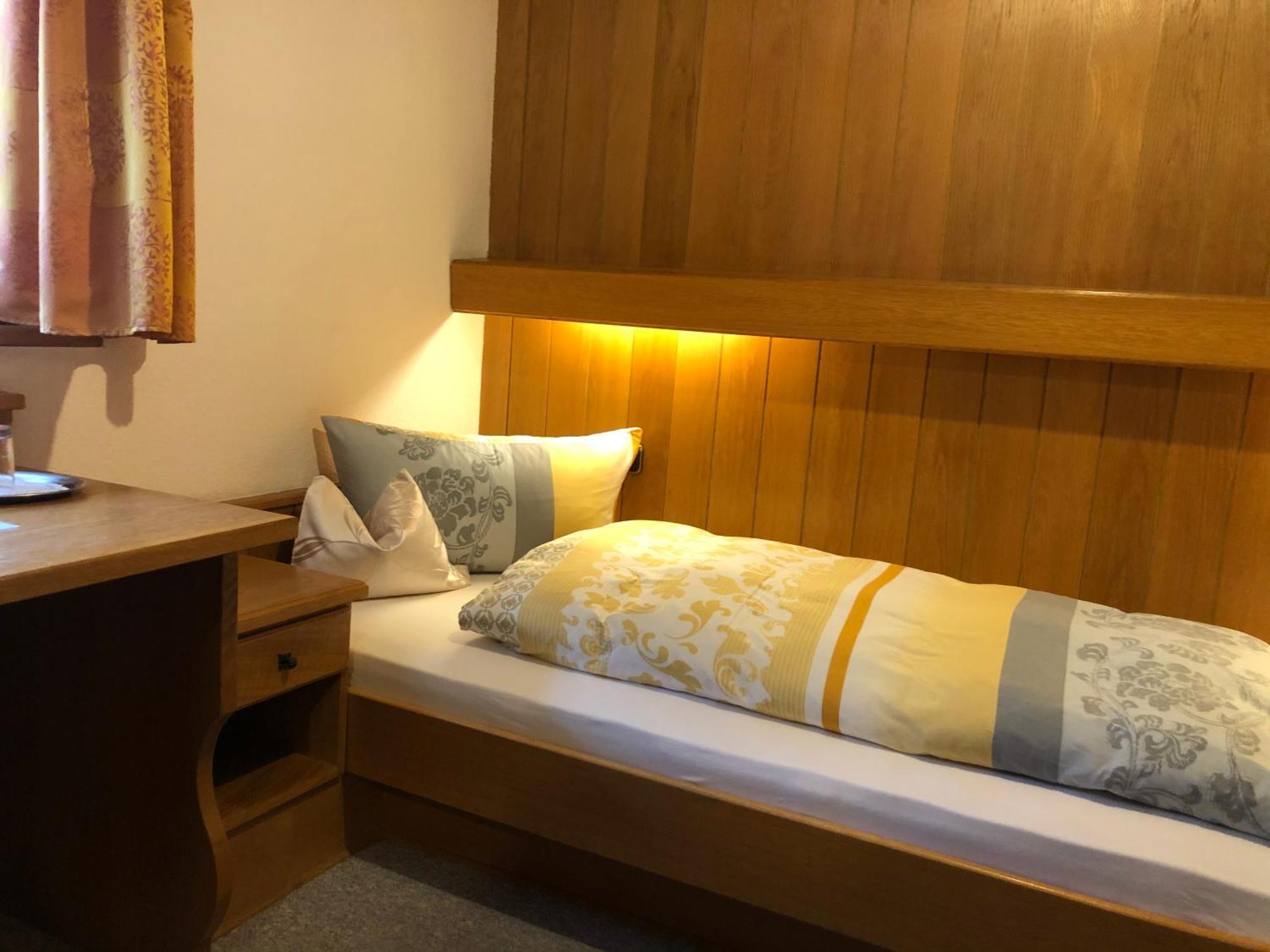 Gaestehaus Am Kurparkweg Hotel Reit im Winkl Room photo